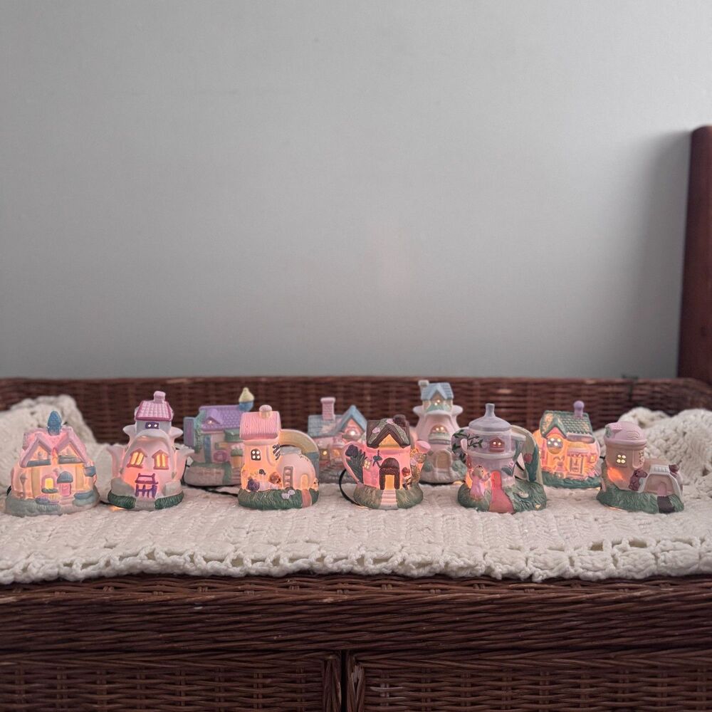 VTG 90's Easter Village Set 10 PIece Illuminated Hand-Painted Porcelain Homes